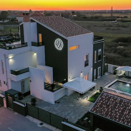 D-Palace Apartments-Olive Tree Donji Zemunik Exterior photo